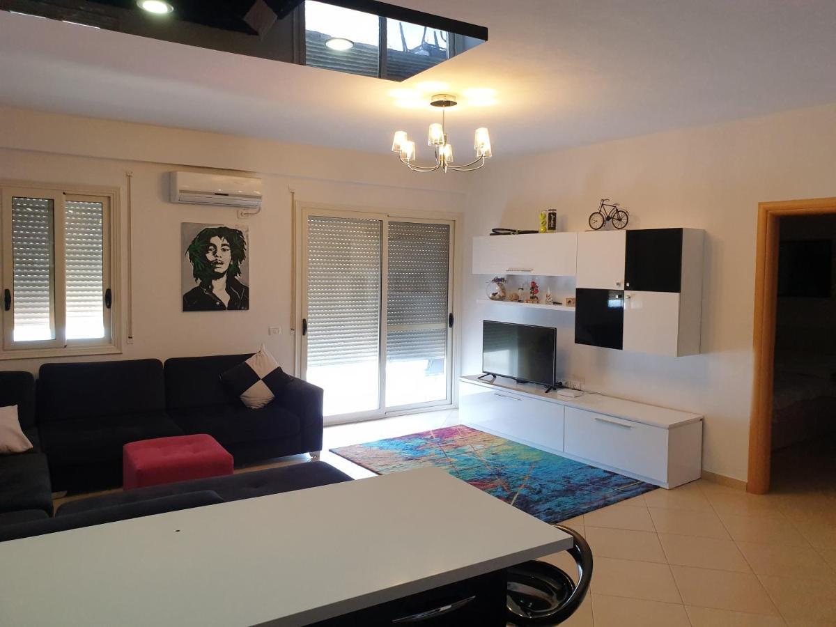 Asta Apartments Free Private Parking Vlorë Exterior foto